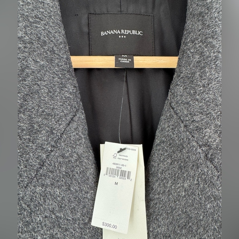 BRAND NEW! Banana Republic Men’s Gray Wool Blend Double Breasted Coat - Picture 3 of 13